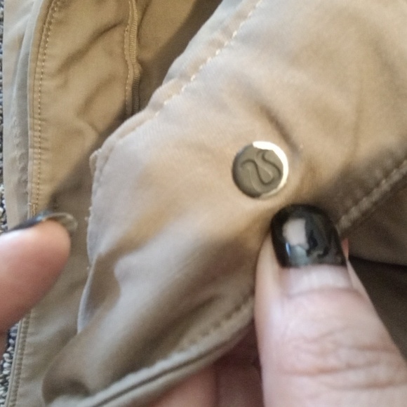 Lululemon Abc Classic Mens Shorts Outdoor Gorpcore Hiking Size 30 - Picture 10 of 11